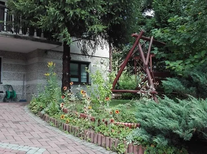 Janiczek Tuchow Farmház *